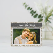 Chalkboard Burlap & Lace Photo Save the Date Cards 案内ポストカード (スタンド正面)