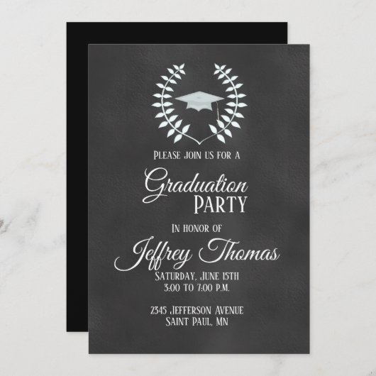 Chalkboard Cap & 葉Colors Grad招待状5" x 7" 招待状 (正面/裏面)