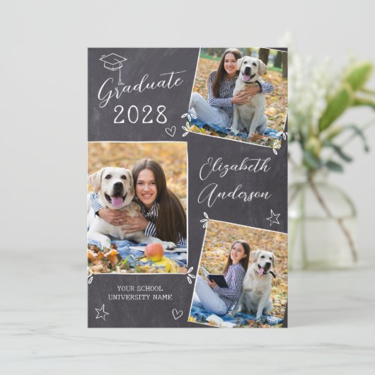 Chalkboard Doodle 3写真卒業ユニーク 案内状 (スタンド正面)