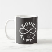 Chalkboard Infinity 結婚 Loveの日付と名前 コーヒーマグカップ (左)
