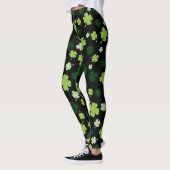 Chalkboard Shamrock St. Patrick's Dayレギンス レギンス (左)