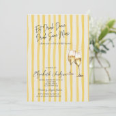 Champagne Glass Yellow Stripes Bridal Shower 招待状 (スタンド正面)