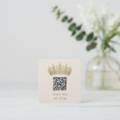 Champagne & Gold Quinceañera Crown Scan Me QR RSVP エンクロージャーカード (スタンド正面)