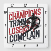 Champions Trainのユーザーがバスケットボールに文句を言う スクエア壁時計 (正面)