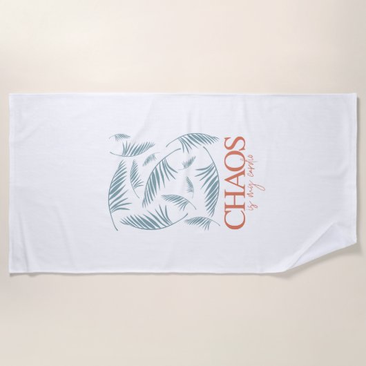 Chaos Is My Cardio ビーチタオル (正面)