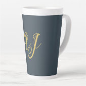Charcoal Gold Color Monogram Professional Initial カフェラテマグ (右アングル)
