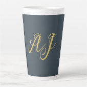 Charcoal Gold Color Monogram Professional Initial カフェラテマグ (正面)