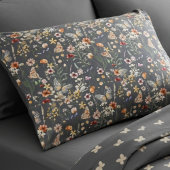 Charcoal Gray Boho Wildflowers 枕カバー