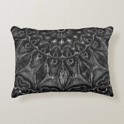 Charcoal Mandala Accent Pillow アクセントクッション (正面)