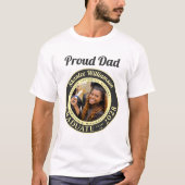 Charcoal Photo Modern Graduation Proud Dad Tシャツ (正面)