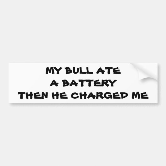 Charging Bull Battery pun バンパーステッカー (正面)