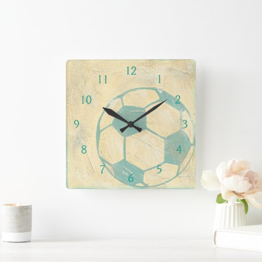 Chariklia Zarris著パステル調の青いサッカーボール スクエア壁時計 (ホーム)