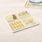 Chariklia Zarris著ブラウン猫そして黄色い鳥 スクエアペーパーコースター (アングル)
