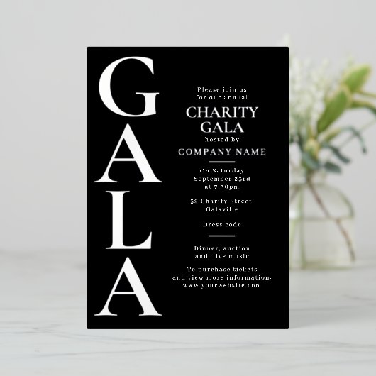 Charity Gala Template Fundraising Event Black 箔招待状 (立ち正面)