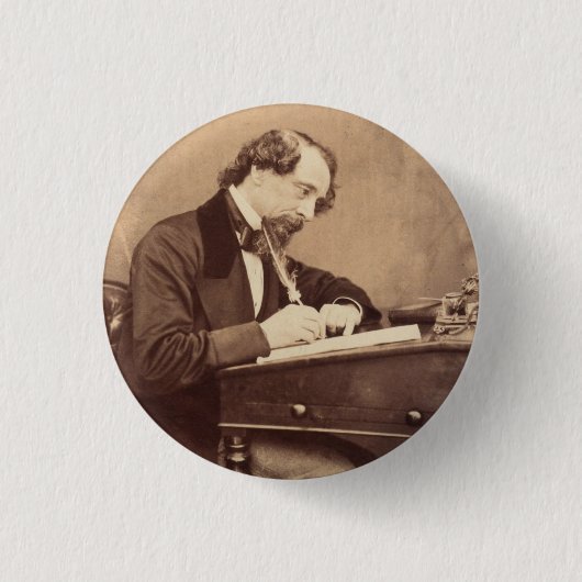 Charles Dickens 缶バッジ (正面)