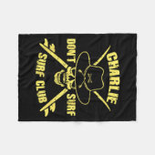 Charlie Don't Surf  フリースブランケット (正面(横))