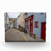 Charming Cobbled Street in Staithes Village フォトブロック (正面)