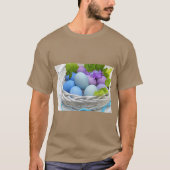 Charming Easter Eggs in Basket Joy Tシャツ (正面)
