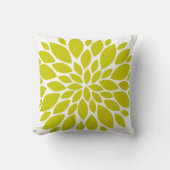 Chartreuseグリーンとホワイトフローラバースト クッション (正面)