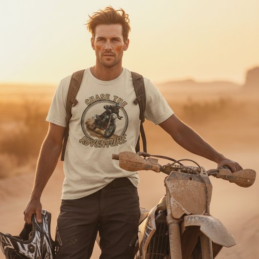 Chase The Adventure | Retro Dual-Sport Motorcycle Tシャツ