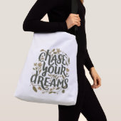 Chase Your Dreamsクロス体バッグ(大) クロスボディバッグ (クローズアップ)