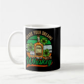 Chase Your Dreams With Whiskey I Funny St. Patrick コーヒーマグカップ (左)