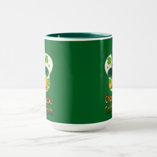 Chasing Luck Catching Cash St Patrick’s - caneca マグカップ (中央)