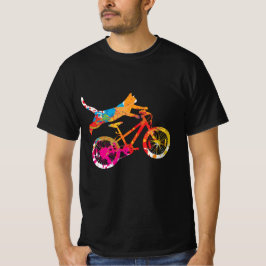 Chat drôle sur un vélo en peinture. tシャツ