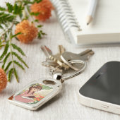 Chaveiro de Metal Uma jovem de cabelos trançados キーホルダー (側面)