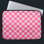 Check Coral Pink Checkered Pattern Checkerboard ラップトップスリーブ<br><div class="desc">Checkered Pattern – Coral pink and salmon checkerboard.</div>