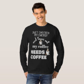 Checked My Energy and My Coffee Needs Coffee Tシャツ (正面フル)