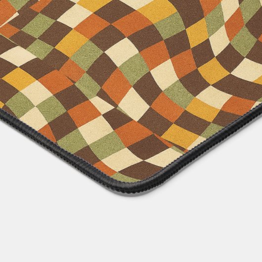 Checkerboard Optical Illusion - Psychedelic 70s デスクマット (コーナー)