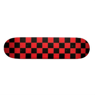 Checkerdの赤くおよび黒いスケートボード スケートボード