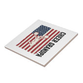 Cheer Grandpa Patriotic Vintage Flag Shirt Design_ タイル (側面)