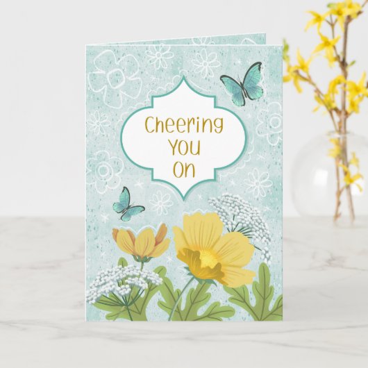 Cheering You On Blue Floral Garden Encouragement カード (黄色い花)