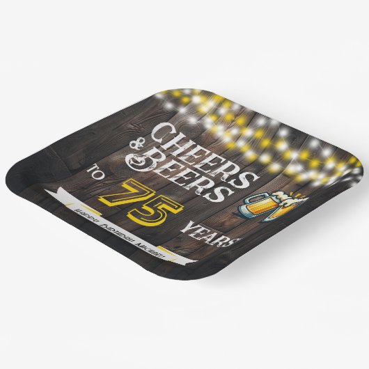 Cheers and Beers to 75 Years Rustic Birthday ペーパープレート (傾斜あり)