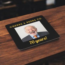 Cheers & Beers 70歳の誕生日フォトマイルストーン