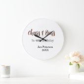 Cheers & beers to 40th birthday gray name year sin ラージ壁時計 (ホーム)