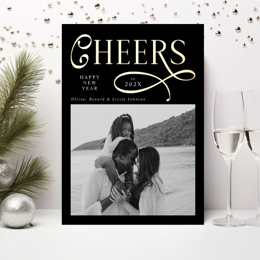 Cheers Happy New Year Modern Chic Family 2 Photo 箔シーズンカード
