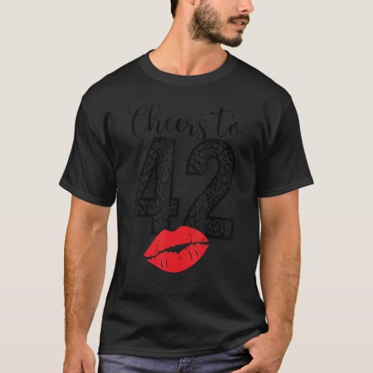 Cheers To 42 Years Lips Happy Birthday Leopard Bor Tシャツ (正面)