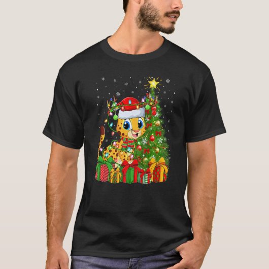 Cheetah  Xmas Holiday Santa Cheetah Christmas Tree Tシャツ (正面)