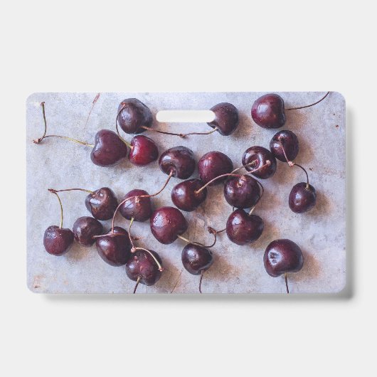 Cherries バッジ (正面)
