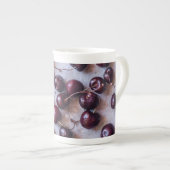 Cherries ボーンチャイナマグカップ (正面右)