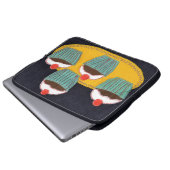 Cherry buns ラップトップスリーブ (正面下部)