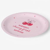 Cherry First Birthday with Pink Preppy Bow ペーパープレート (アングル)