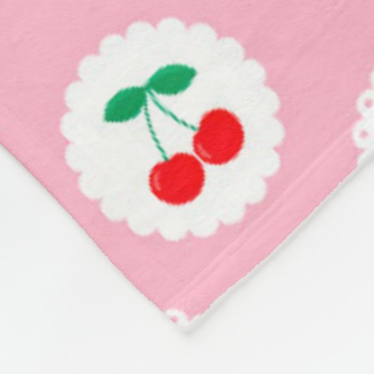 Cherry Pattern – Retro Fruit Gift & Decor フリースブランケット (角)
