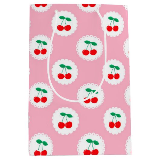 Cherry Pattern – Retro Fruit Gift & Decor ミディアムペーパーバッグ (正面)
