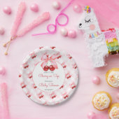Cherry Pink Bow Baby Shower ペーパープレート (パーティー)