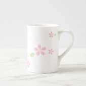 Cherryblossomの桜のエレガントな春 ボーンチャイナマグカップ (右)