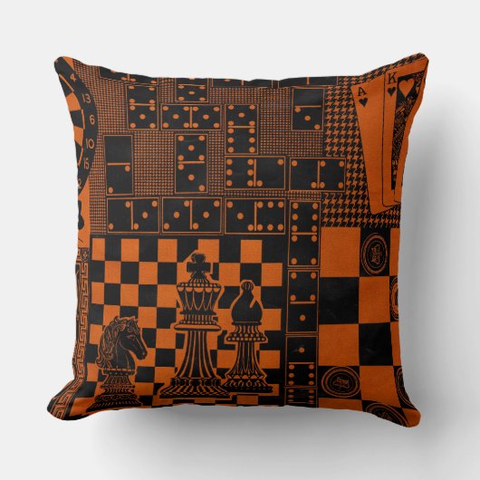 chess checkers playing cards dart board print クッション (正面)